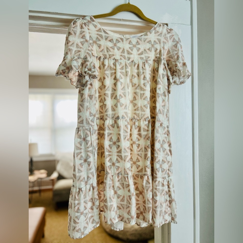 NWT Olivaceous Sandy Dress Peach/Cream S